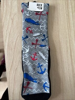 Rock 'Em Men's Gray Nautical Anchor Athletic Socks with Blue & Red Accents